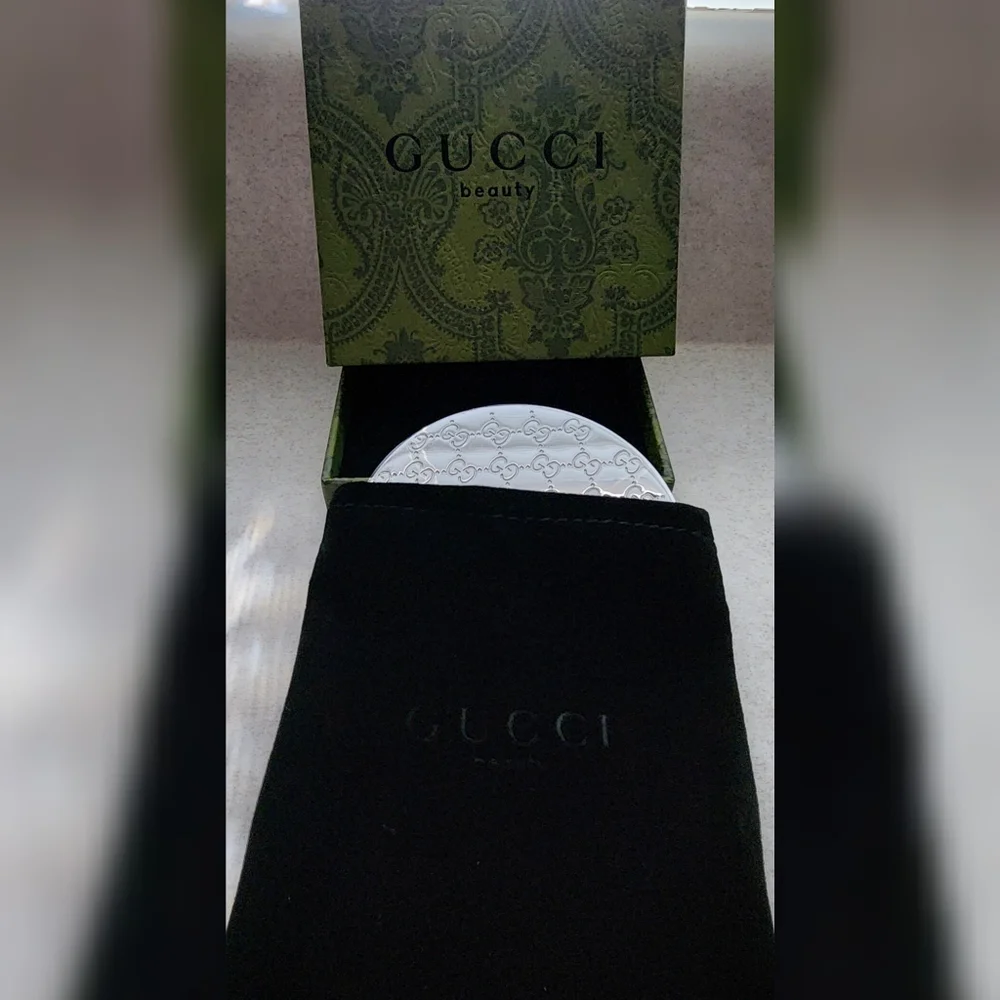 Gucci Silver Monogram Compact Makeup Mirror New In Box - Picture 4 of 5